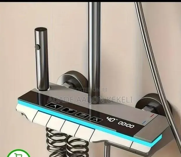 Heavy Digital Thermostatic 4-in-1 Piano Key Shower Set · Photo 1