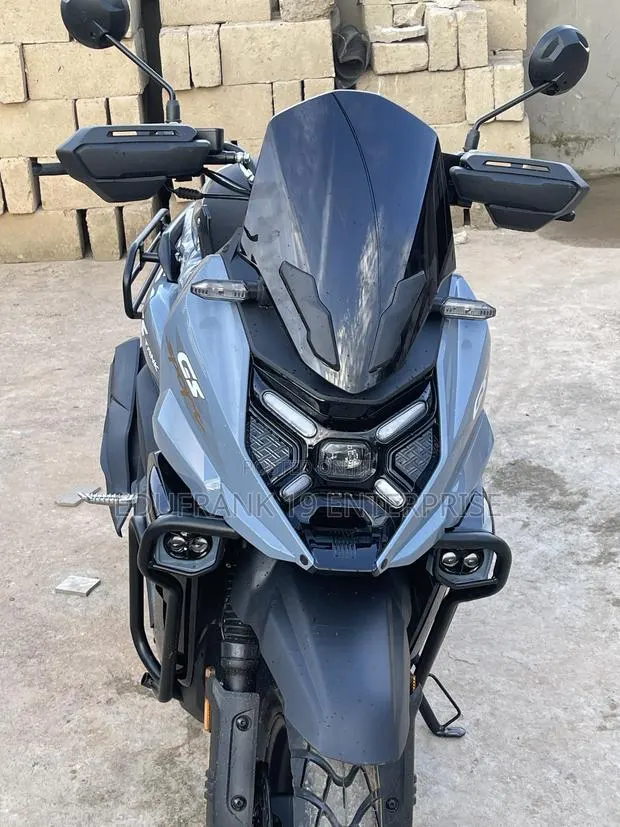 New Motorcycle 2026 Gray · Photo 1
