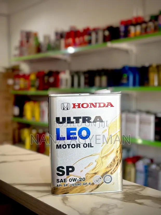 Honda Ultra Leo Motor Oil SP SAE 0w-20 · Photo 1