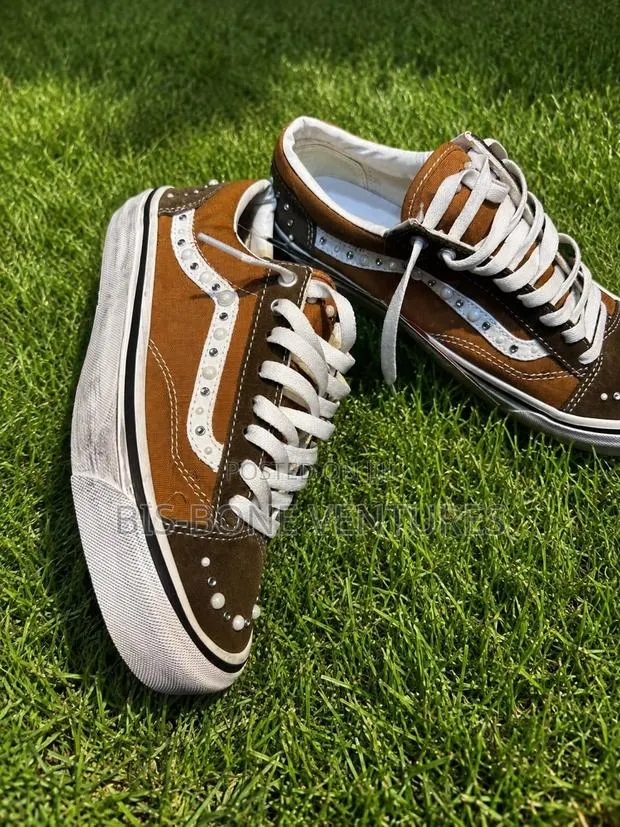 Vans Sneakers · Photo 1