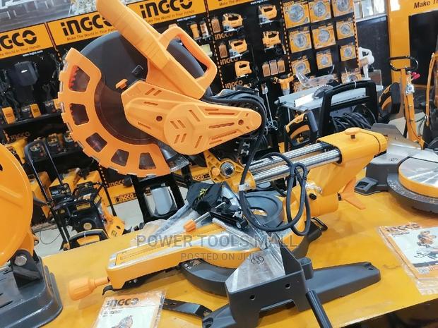 Mitre Saw 12" 2400w · Photo 4