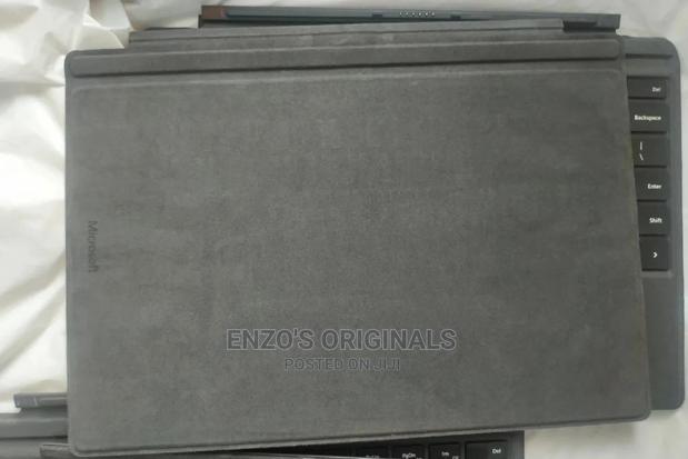 Microsoft Surface Pro 4 to Pro 7 Keyboard Type Cover Used · Photo 4