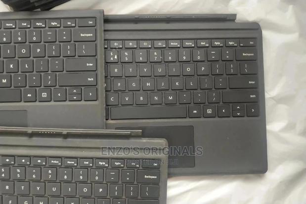 Microsoft Surface Pro 4 to Pro 7 Keyboard Type Cover Used · Photo 2