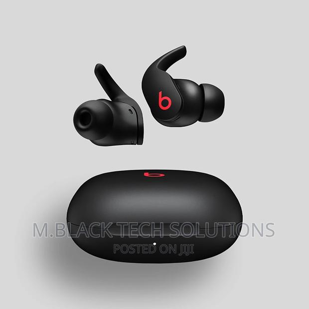 Beats Fit Pro – True Wireless Noise Cancelling Earbuds · Photo 2
