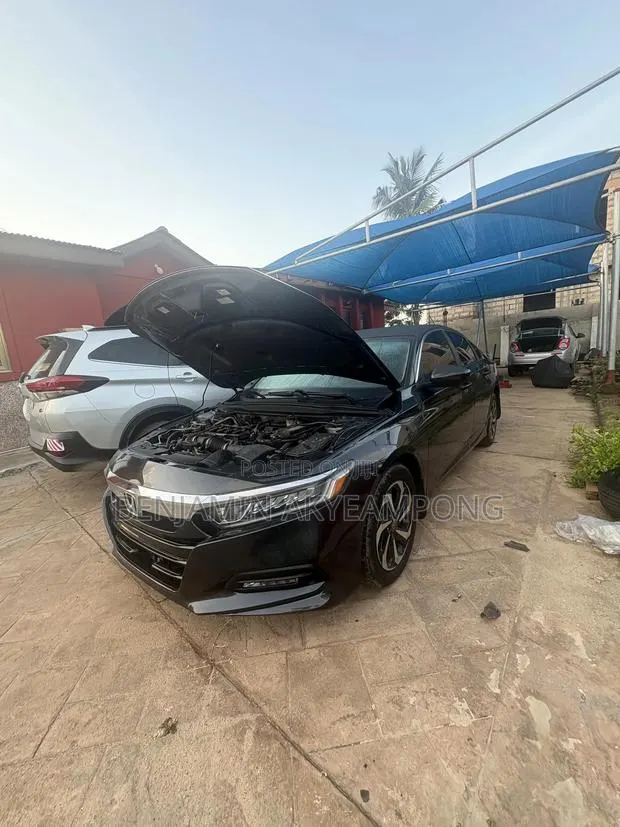 Honda Accord LX 2018 Gray · Photo 1