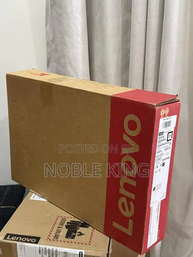 New Laptop Lenovo IdeaPad 1 8GB AMD Ryzen 5 SSD 256GB · Photo 1