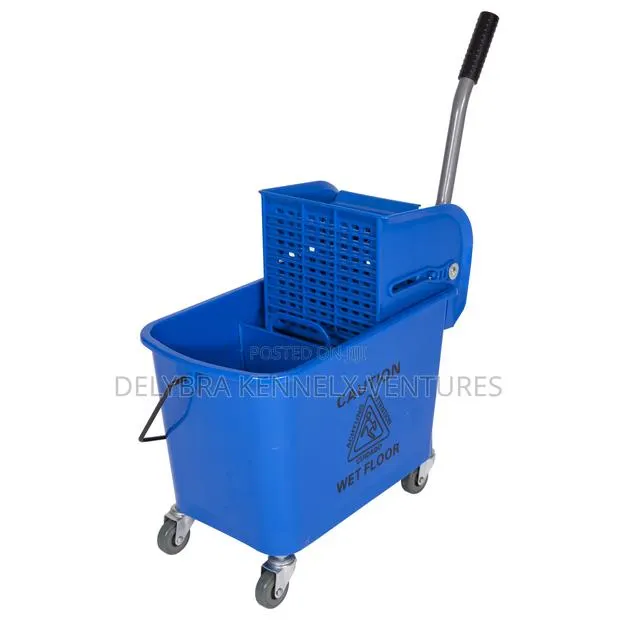 Industrial Mop Bucket · Photo 1