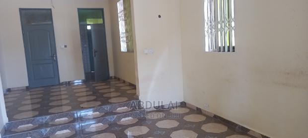 3bedroom Apartment Dome Pillar 2 · Photo 4