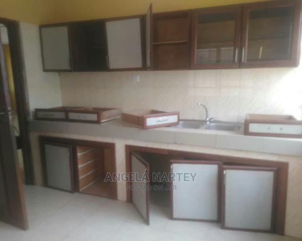 2bdrm Apartment in Sakumono Estates, Tema Metropolitan for sale · Photo 3