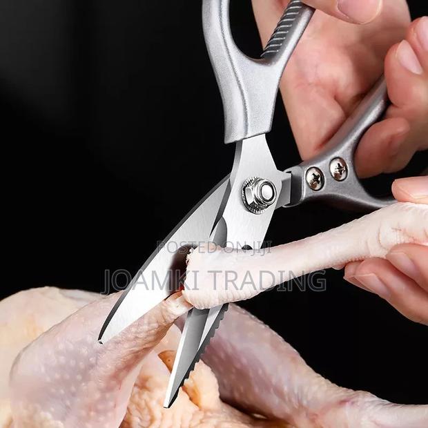 Multifunctional Kitchen Stainless Steel Scissors · Photo 3