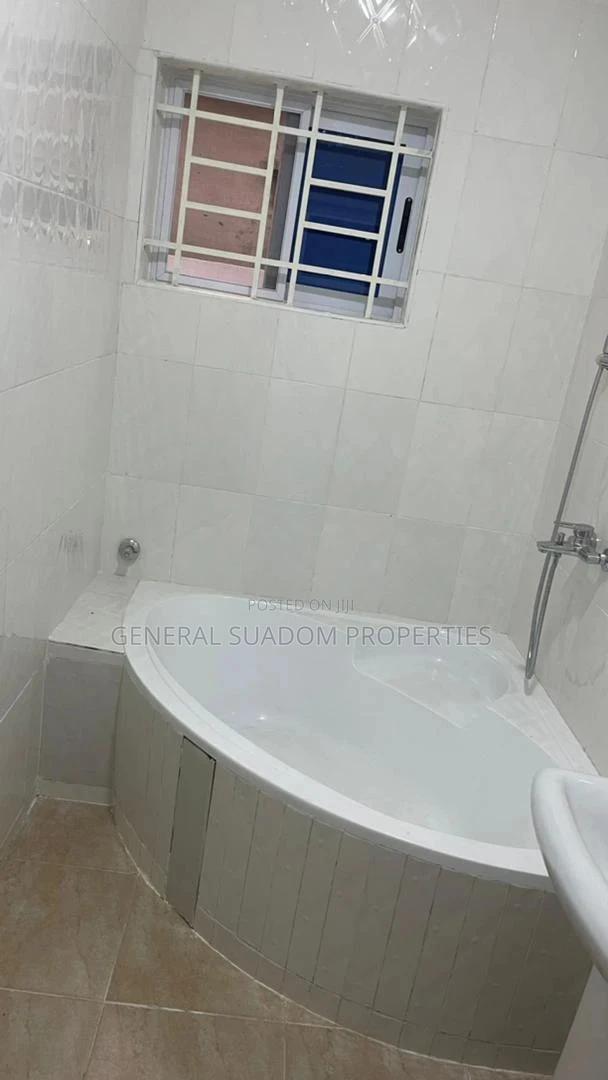 3bdrm House in Suadom Properties, Baatsona Total for Rent · Photo 6