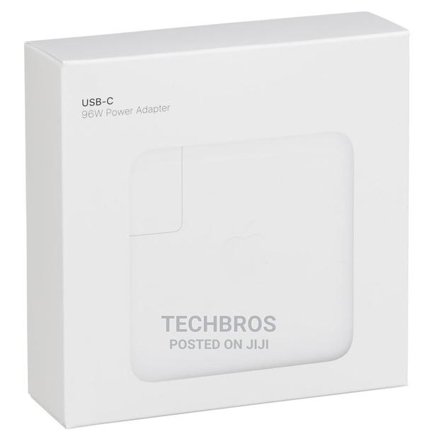 96W Original USB C Macbook Charger · Photo 1