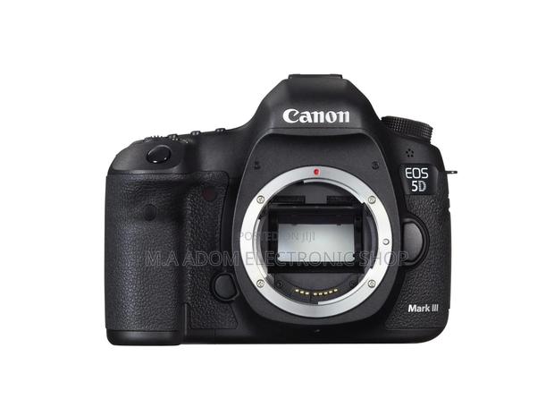 Canon EOS 5D Mark II Full Frame DSLR Camera (Body Only) · Photo 1