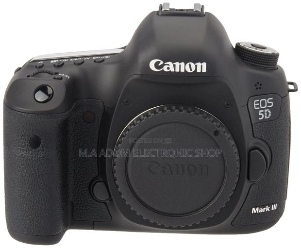Canon EOS 5D Mark III 22.3 MP Full Frame CMOS With 1080p · Photo 1