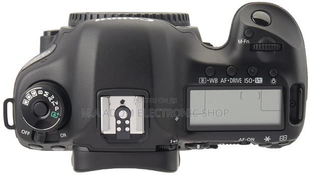 Canon Eos 5D Mark III Digital Camera · Photo 2