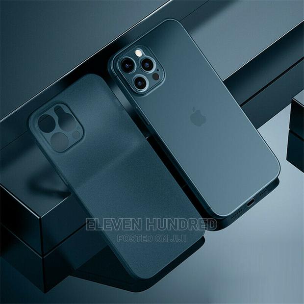 iPhone 12 Pro Max Ultra Thin Matte Case · Photo 1