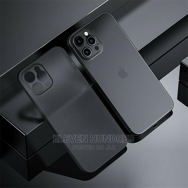 iPhone 12 Pro Max Ultra Thin Matte Case · Photo 2