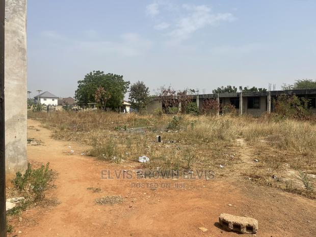 6 Plot of Land With Sch Stretcher 4 Sale at Zoomlion · Photo 2
