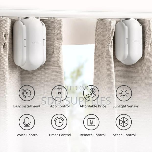 Smart Curtain Robbot Bot Voice and Phone Control · Photo 1