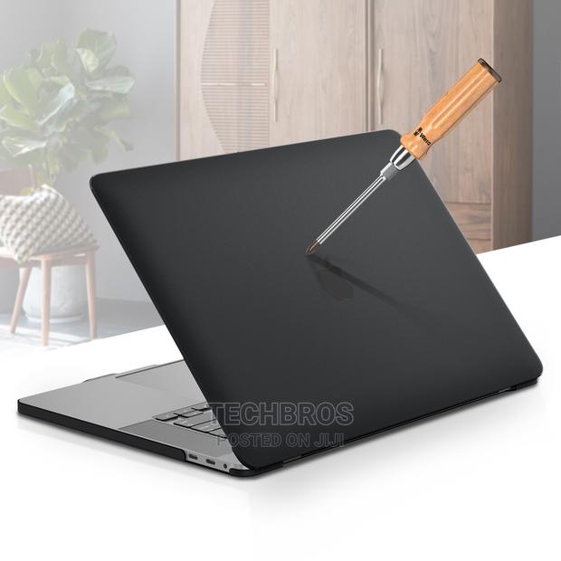 14.2 Inches Macbook Case (2021) · Photo 1
