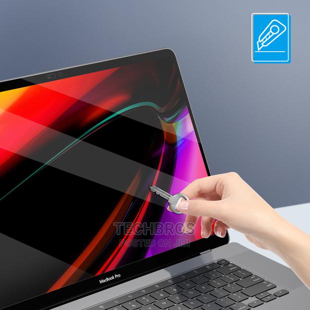Screen Protector for Macbooks · Photo 3