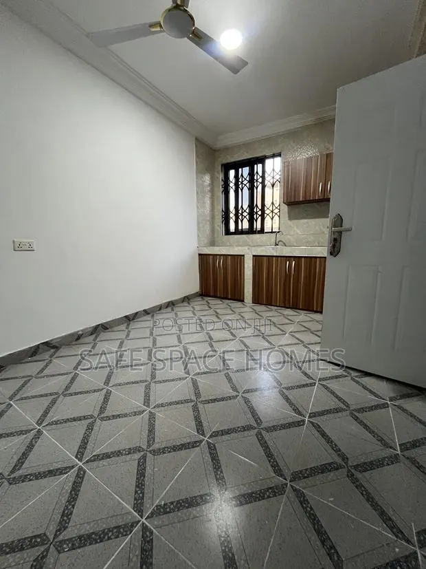 2bdrm Apartment in Tseaddo for rent · Photo 1