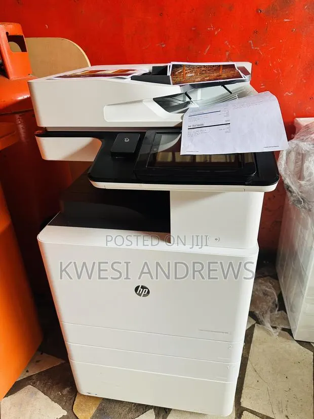 HP Color Laserjet Managed Flow E87640 · Photo 1