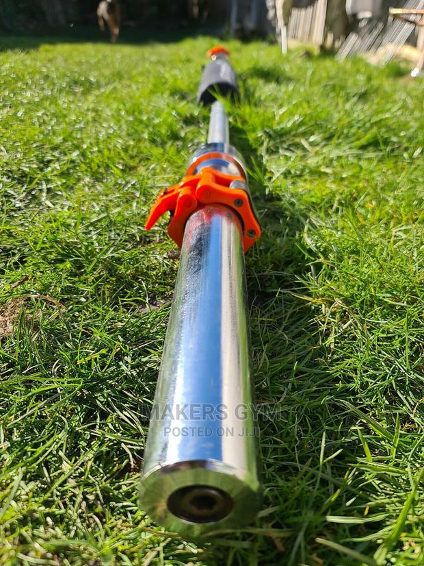OLYMPIC Weightlifting Bar · Photo 2