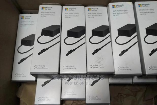 Surface Laptop Surface Book And Pro Original Charger 65watt · Photo 1