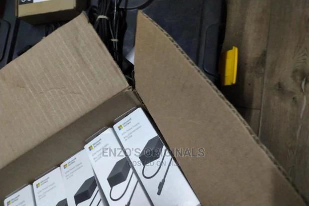 Surface Laptop Surface Book And Pro Original Charger 65watt · Photo 8