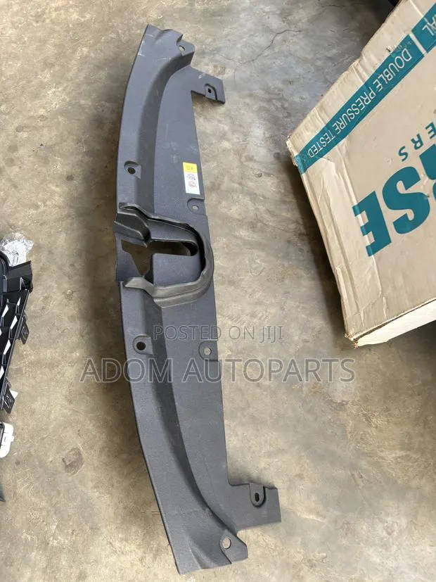 Toyota Corolla Radiator Panel 2020 2021 2022 2023 2024 2025 · Photo 1