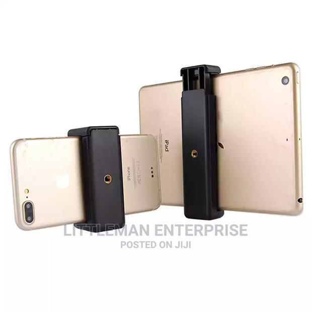 Phone iPad Holder · Photo 1