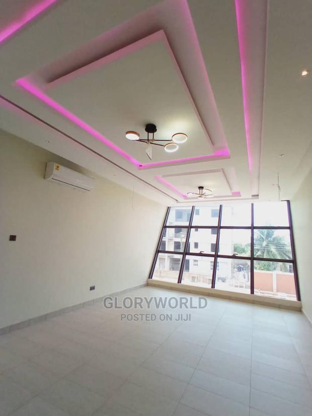 5bdrm House in East Legon for sale · Photo 6