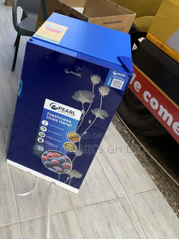 Choose Pearl 95liters Double Door Table Top Fridge Blue · Photo 1