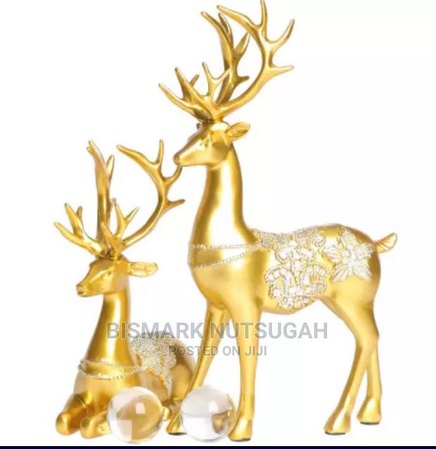 Statue Sculpture Deer · Photo 1