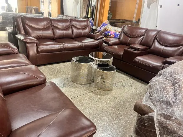 Factory Sofas Durable Sofas for Your Convenience · Photo 1
