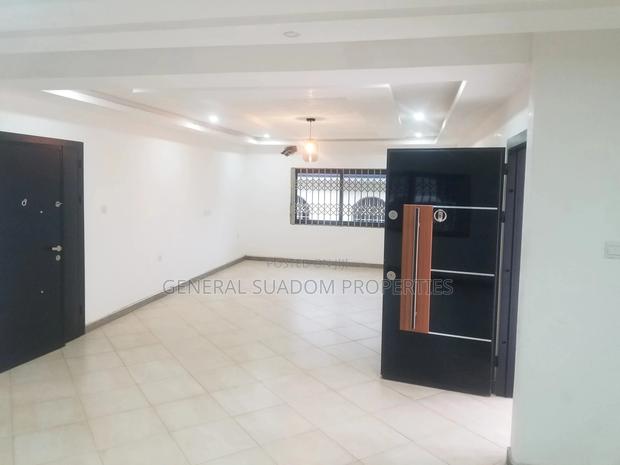 4bdrm Duplex in Suadom Properties, Baatsona Total for Sale · Photo 6