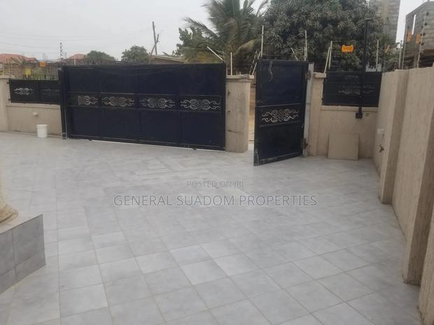 4bdrm Duplex in Suadom Properties, Baatsona Total for Sale · Photo 7