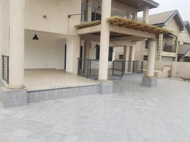 4bdrm Duplex in Suadom Properties, Baatsona Total for Sale · Photo 8