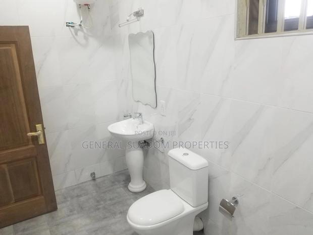 3bdrm Apartment in Suadom Properties, Baatsona Total for rent · Photo 8
