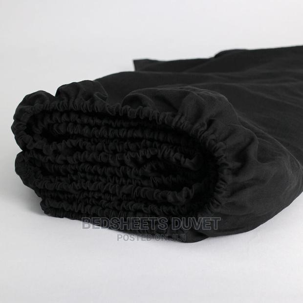 Black Fitted Sheet · Photo 1