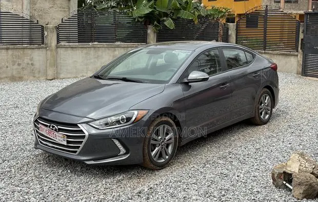 Hyundai Elantra SE 2018 Gray · Photo 1