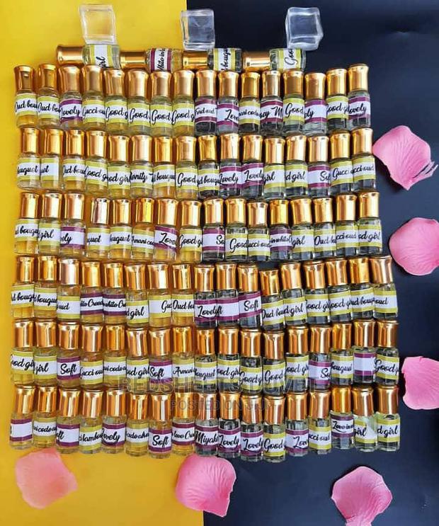 Concentrated Perfume Oils · Photo 2