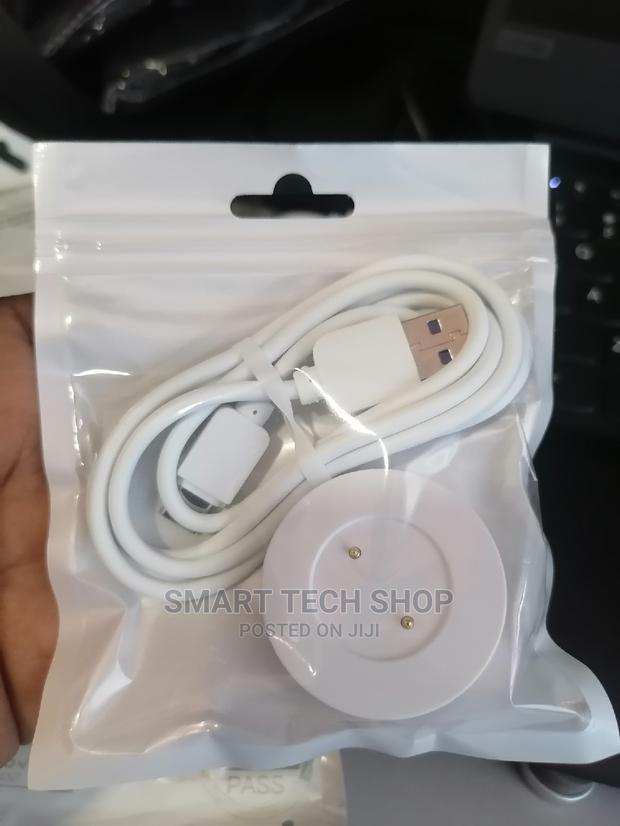 Huawei Watch GT / GT2 Charger Base With USB Type C Cable. · Photo 6