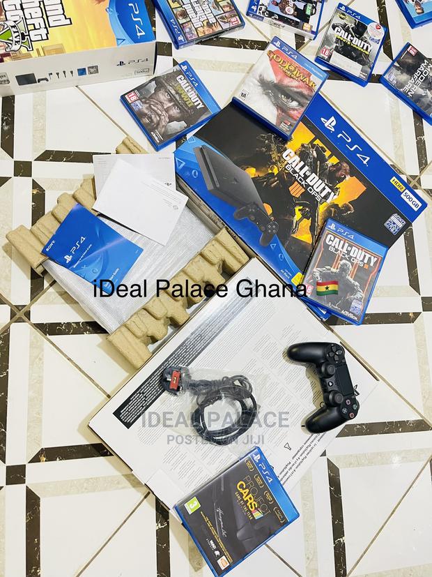 Pre Owned New Playstation 4 Slim. Call of Duty Edition · Photo 1
