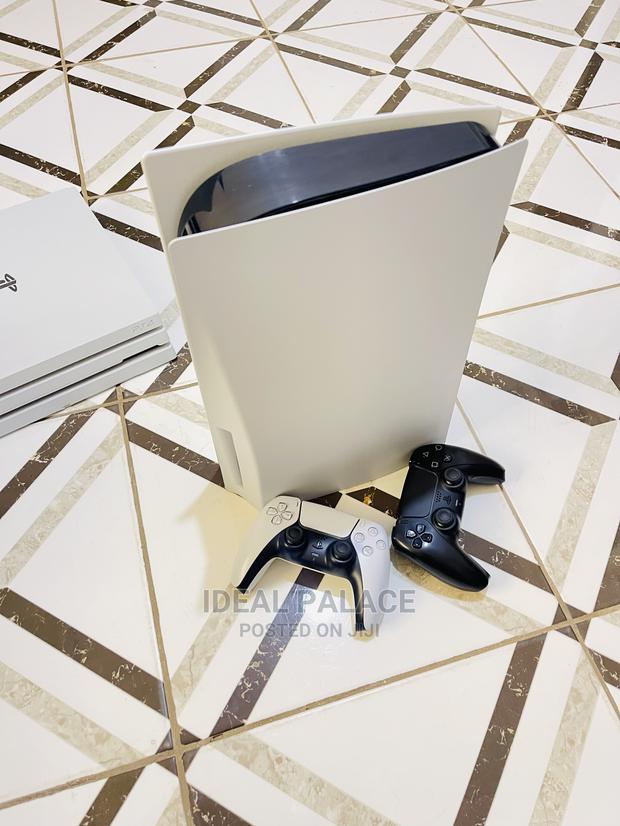 Playstation 5 Standard With Games · Photo 6
