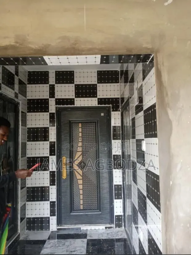 Good Master Tiler · Photo 1
