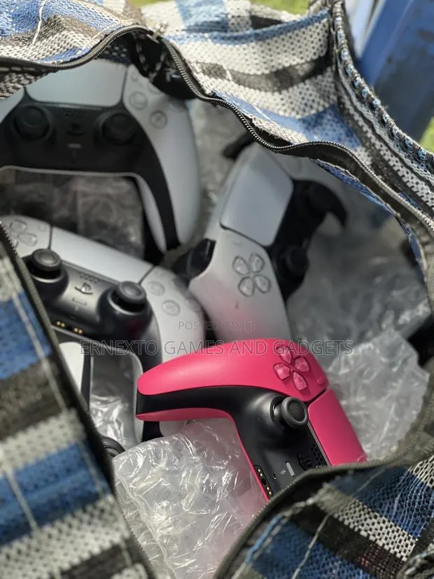 Ps5 Uk Used Controllers · Photo 1