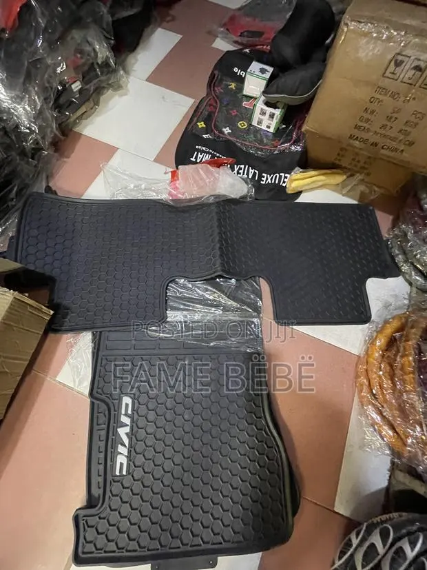 Floor Mat for Civic · Photo 1