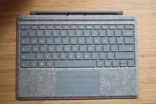 Microsoft Surface Pro 7 Alcantara Keyboard Platinum Original · Photo 1